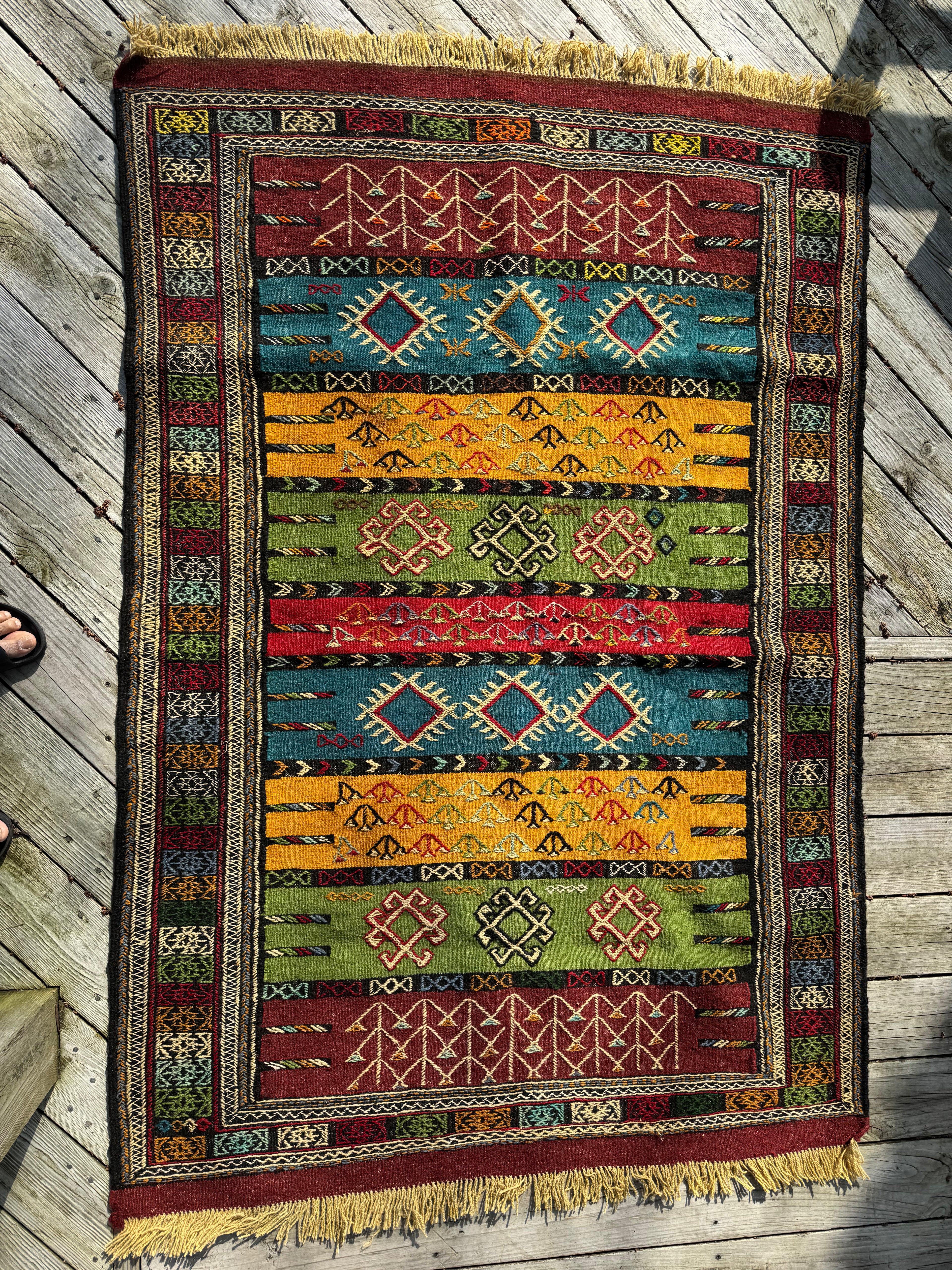 Kochan Kurdish Kilim Rug – 128 × 195 cm (50 × 77 in / 4.2 × 6.4 ft)
