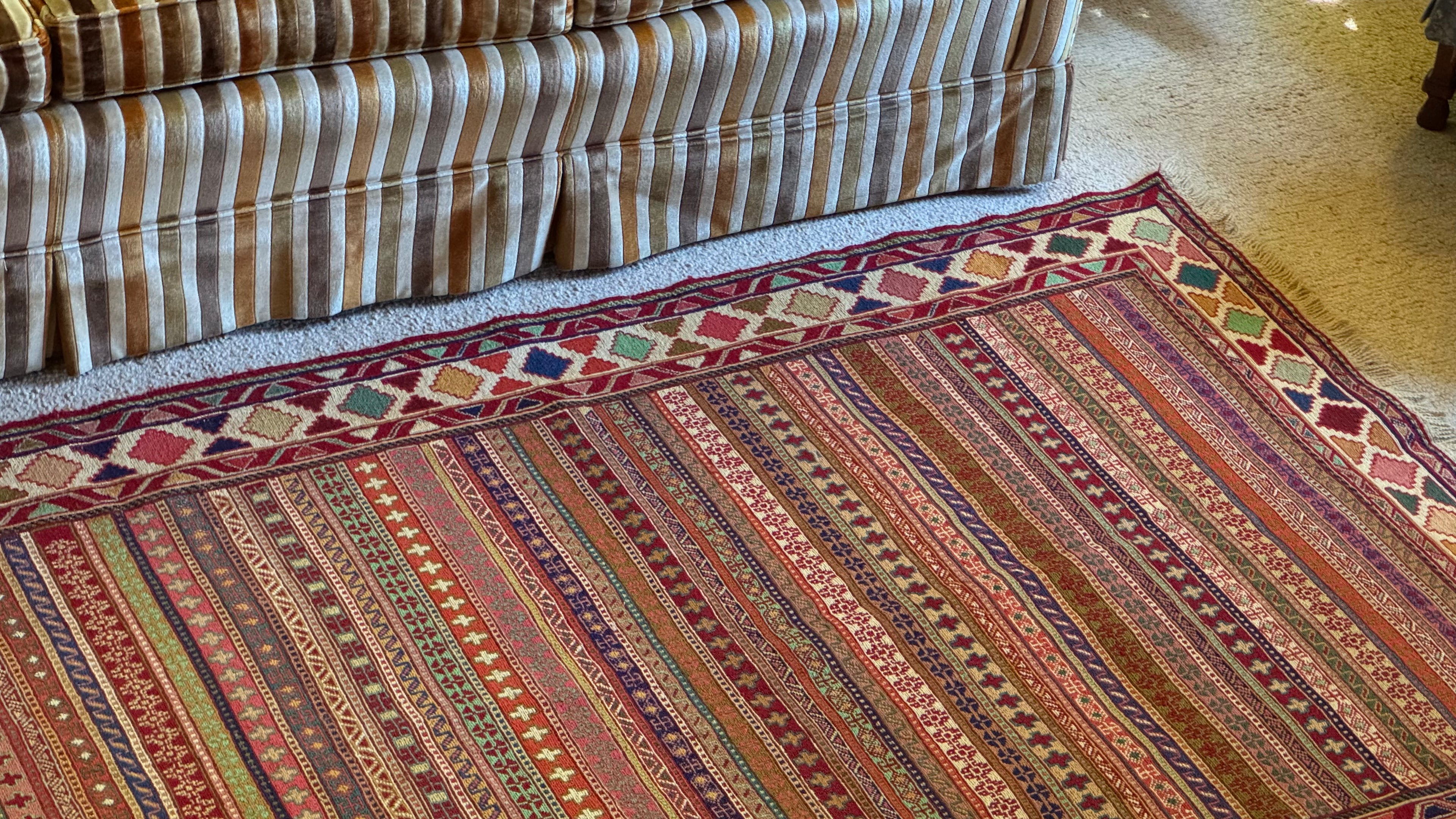 Rahrah Handwoven Wool Kilim Rug (120 × 202 cm - 3.9 × 6.6 ft)