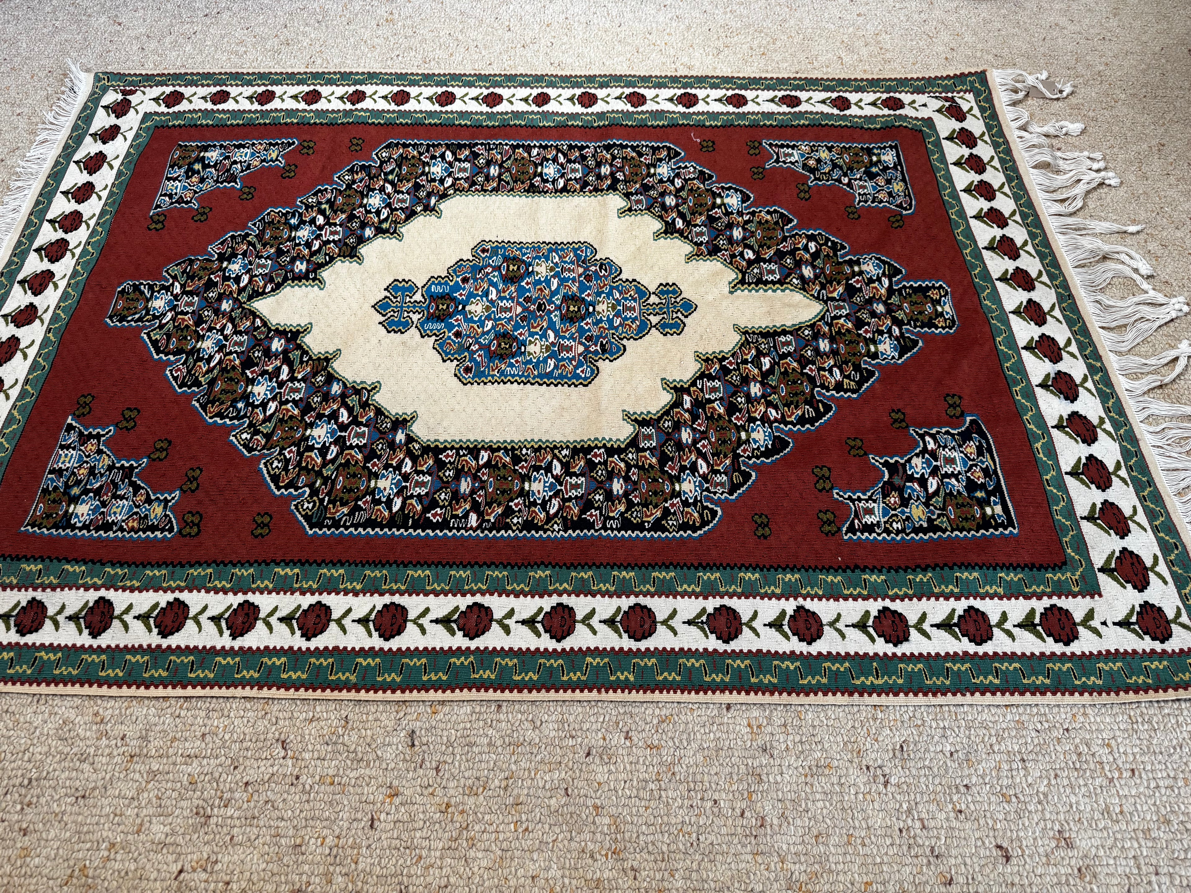 Sine (Senneh–Sîne) Handwoven Wool-on-Cotton Kilim — 110 × 160 cm (3'7" × 5'3")