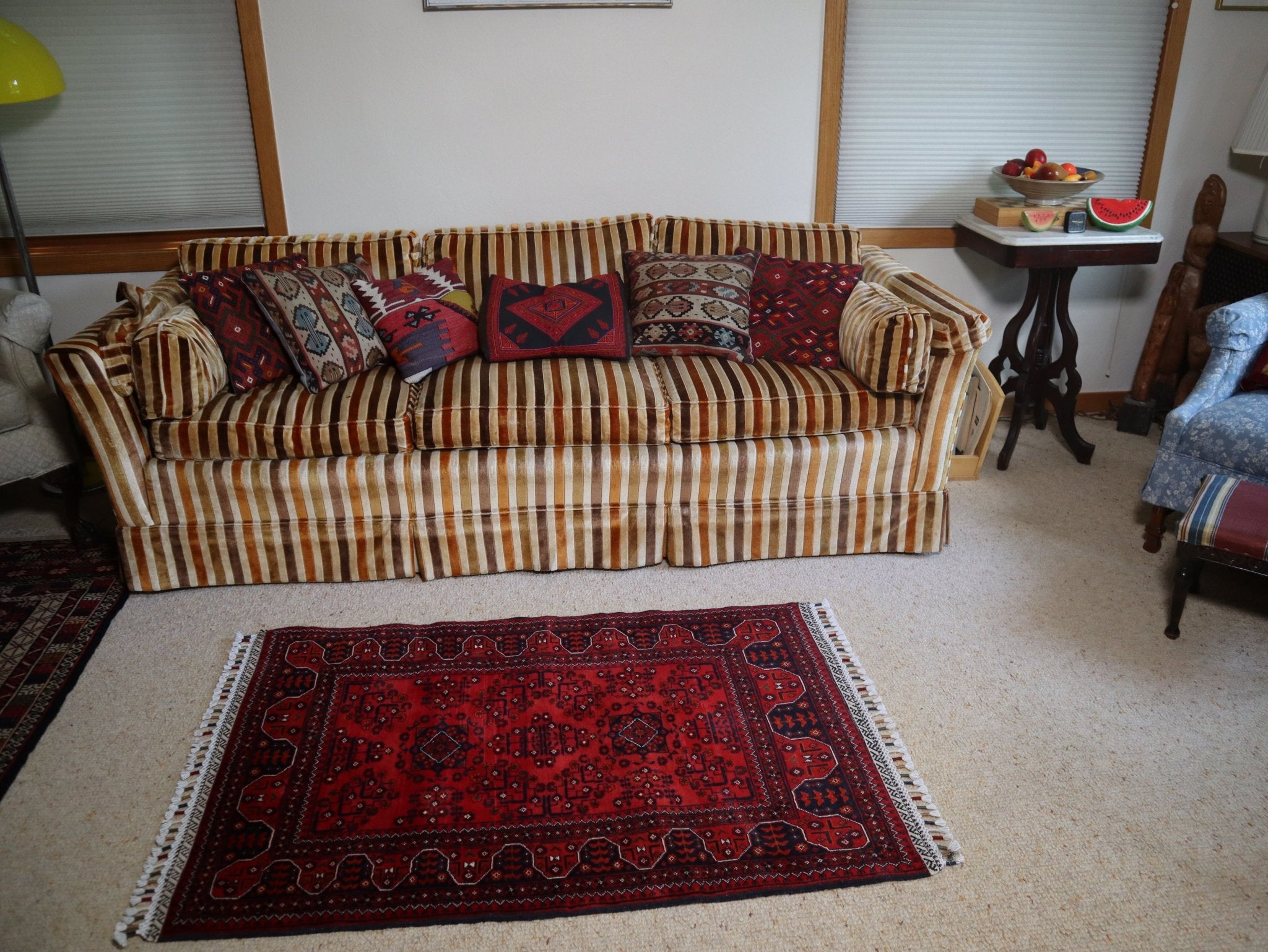 Vintage Afghan Wool Rug – pattern close-up