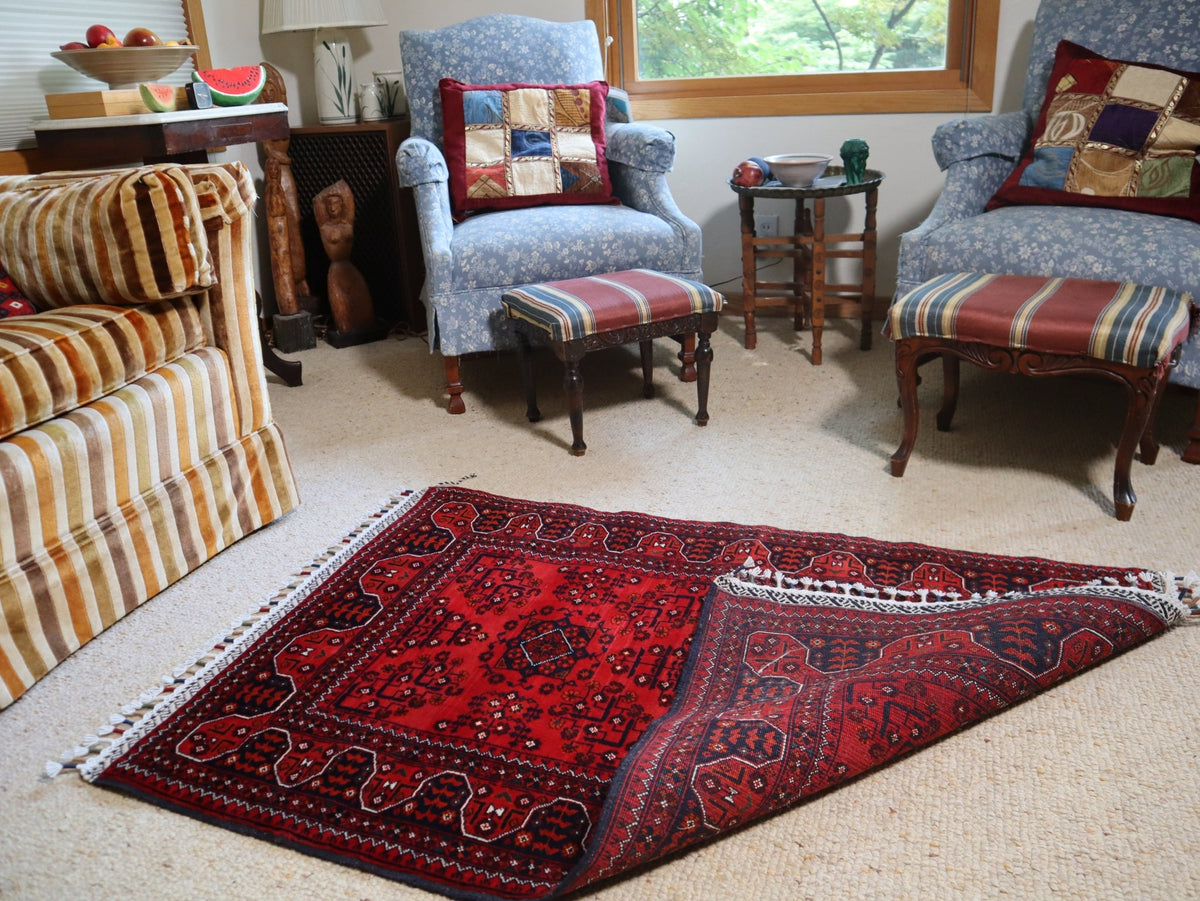 Vintage Afghan Wool Rug – texture and fringe