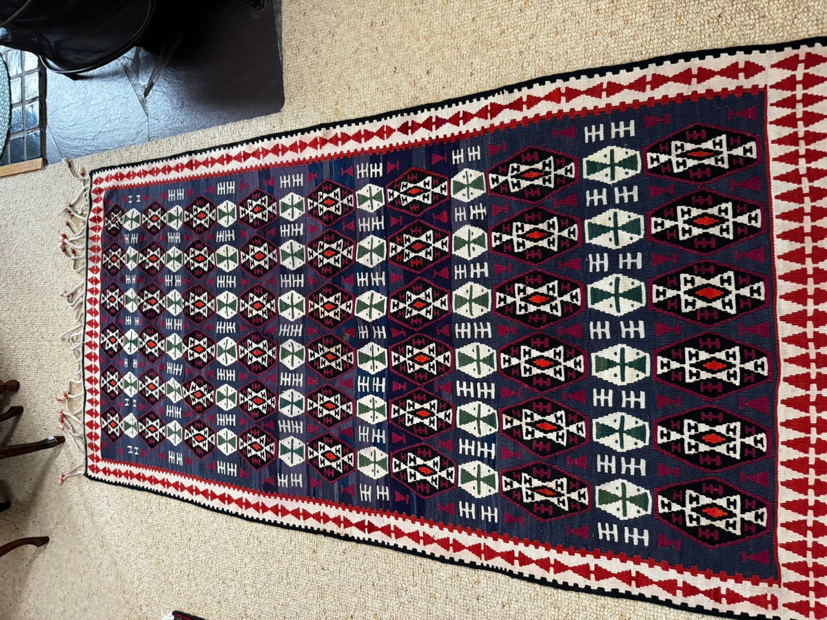 Hakkâri Handwoven Wool Kilim Runner — 105 × 205 cm (3.4 × 6.7 ft) - RojKilim
