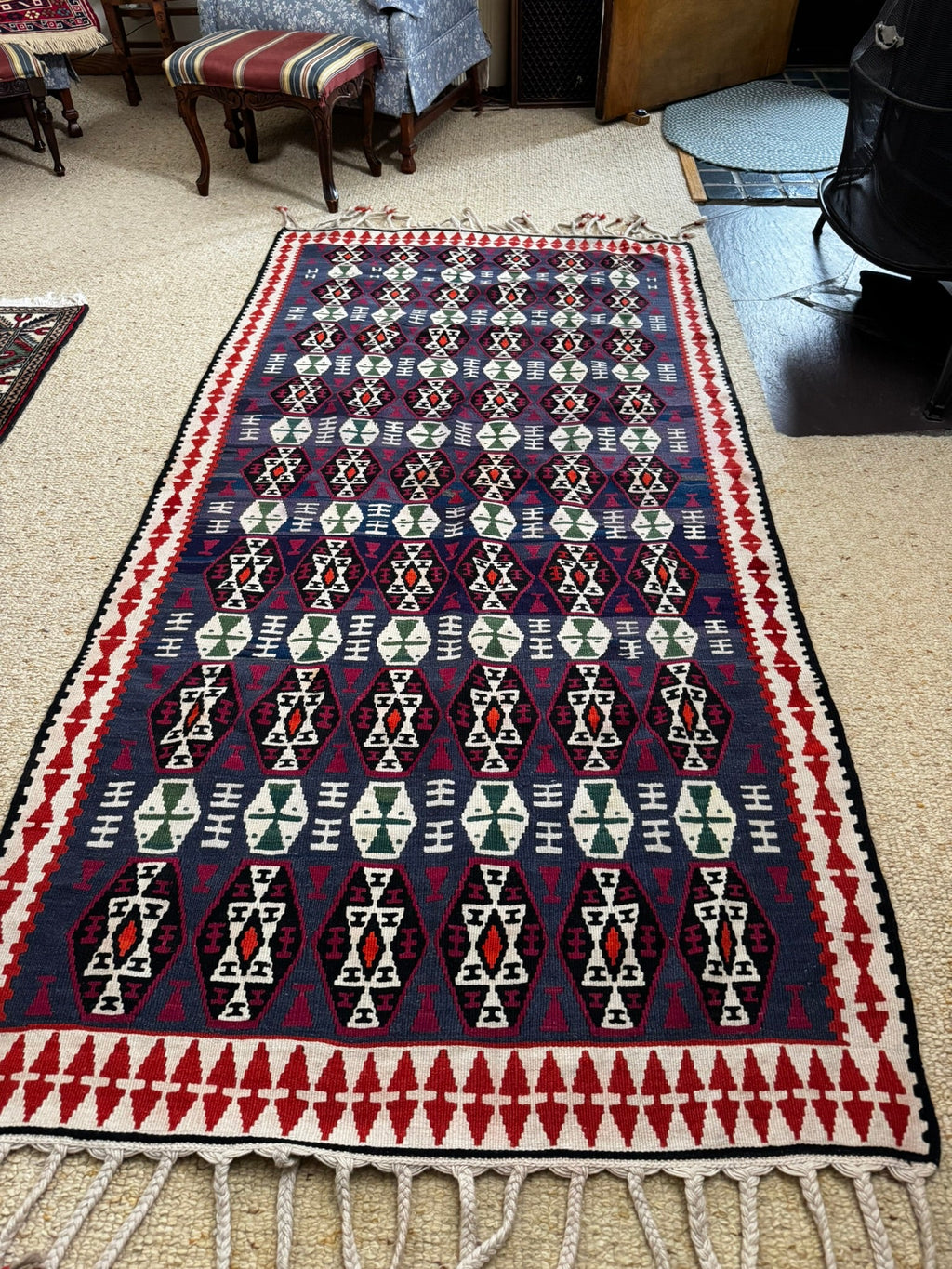Hakkâri Handwoven Wool Kilim Runner — 105 × 205 cm (3.4 × 6.7 ft) - RojKilim