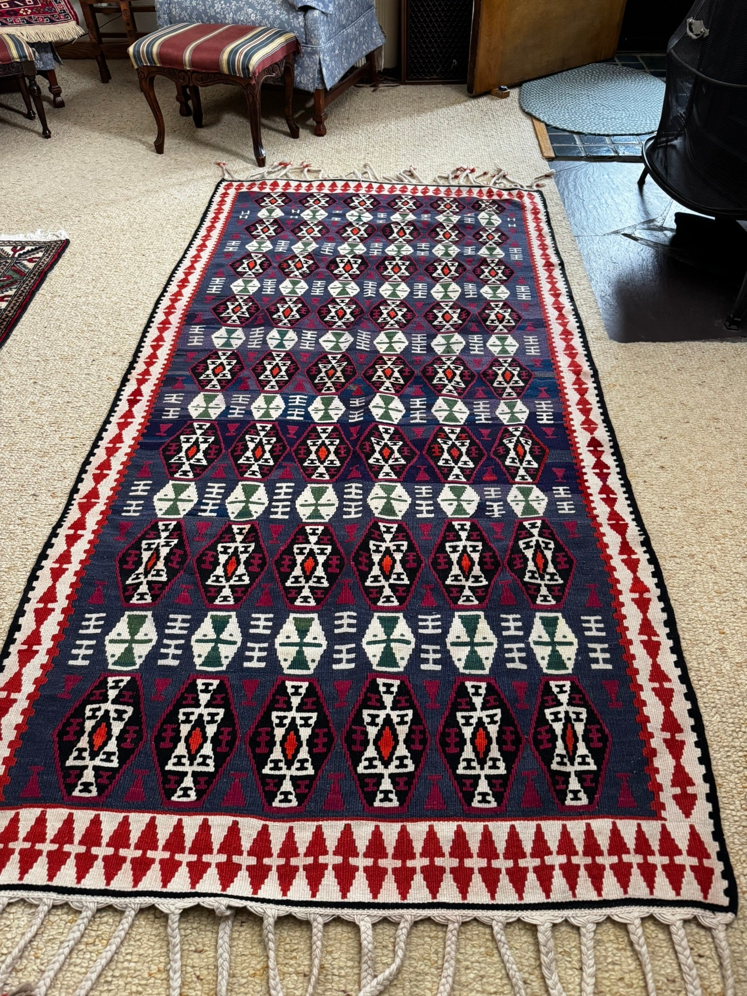 Hakkâri Handwoven Wool Kilim Runner — 105 × 205 cm (3.4 × 6.7 ft) - RojKilim