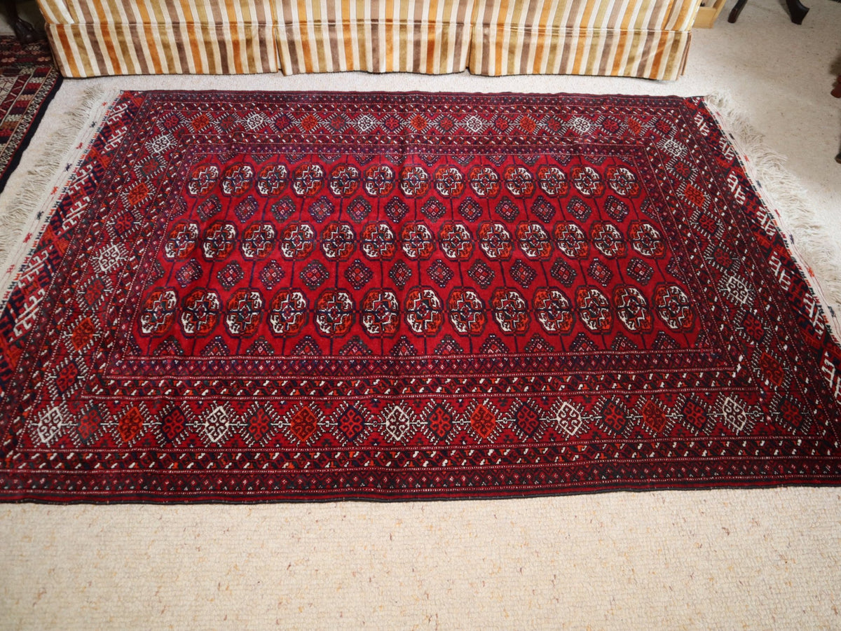 Turkmen Bukhara Handwoven Wool Rug (135 × 200 cm - 4.4 × 6.6 ft) - RojKilim