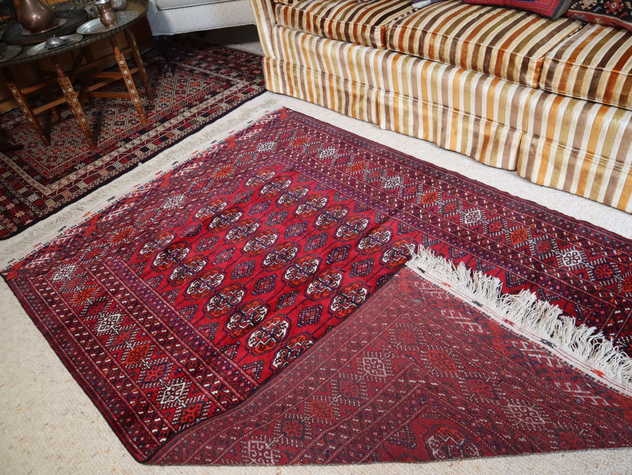 Turkmen Bukhara Handwoven Wool Rug (135 × 200 cm - 4.4 × 6.6 ft) - RojKilim