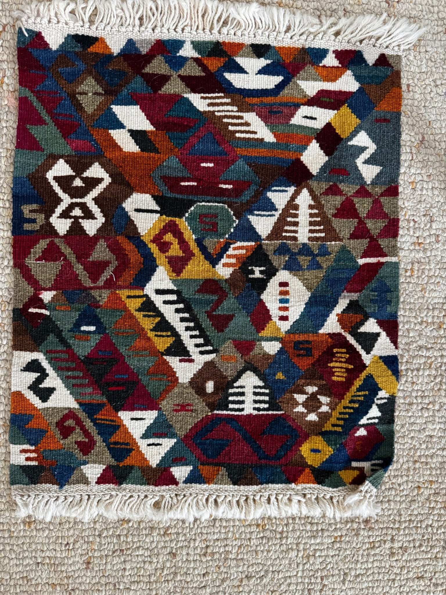 Van & Hakkari Kilim – 41 × 51 cm (16 × 20 in) - RojKilim