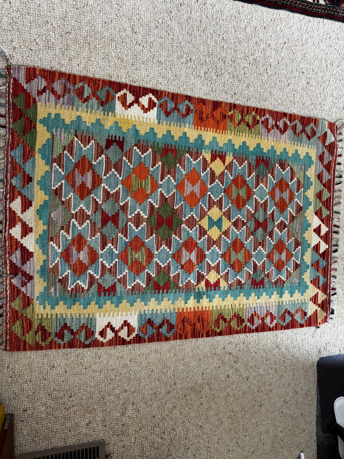Van & Hakkari Kilim – 86 × 132 cm (34 × 52 in) - RojKilim