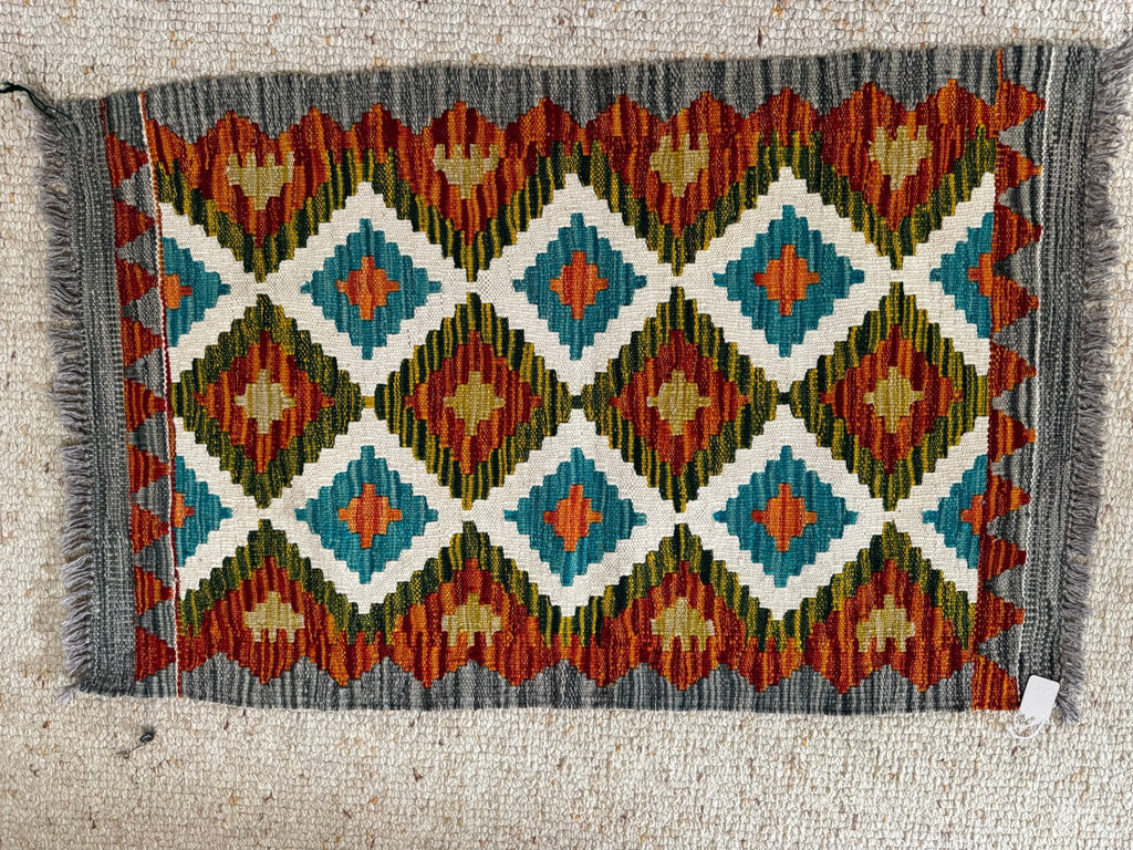 Van & Hakkari Kilim – 93 × 62 cm (37 × 24 in) - RojKilim
