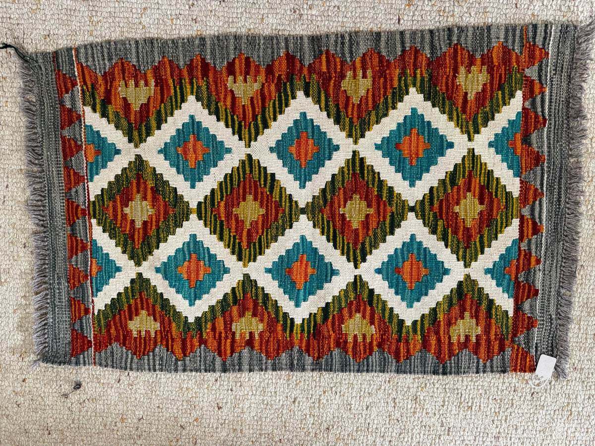 Van & Hakkari Kilim – 93 × 62 cm (37 × 24 in) - RojKilim